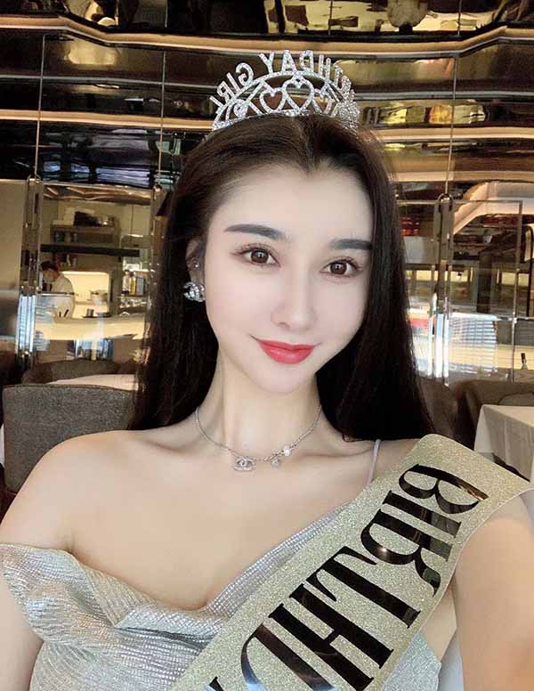 旧金山外围女大学生