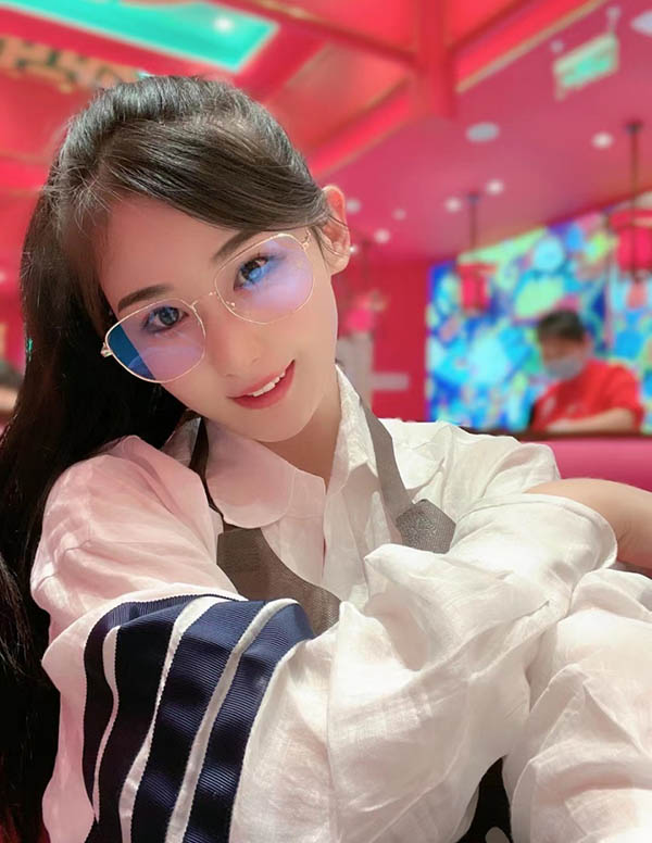 旧金山模特陪游